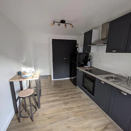 Appartement Climatise Aubenas Exterior photo